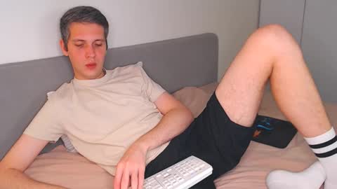 Oliver online show from 10.05.25