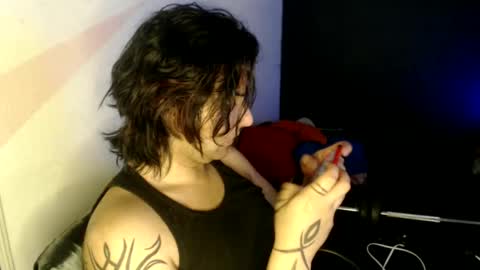 Snapshot of oliver_laid_2023 chatting on 02.08.25 oliver_laid_2023 online show from 02.08.25