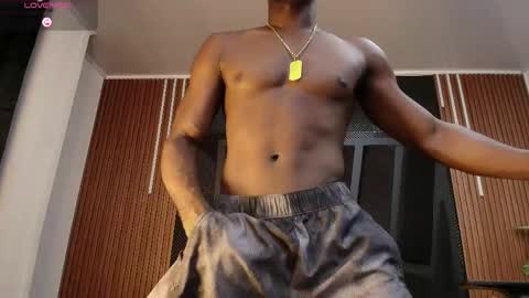 OLIVER LAURENT online show from 04.20.26