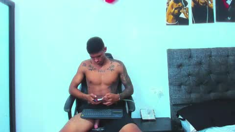 oliver_smith_2 online show from 09.20.25