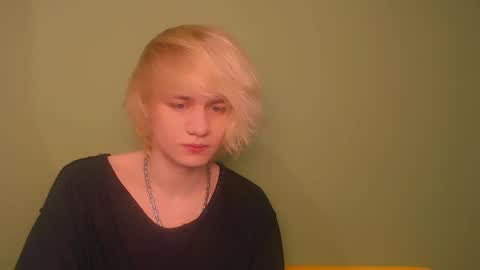 Oliver online show from 01.04.25