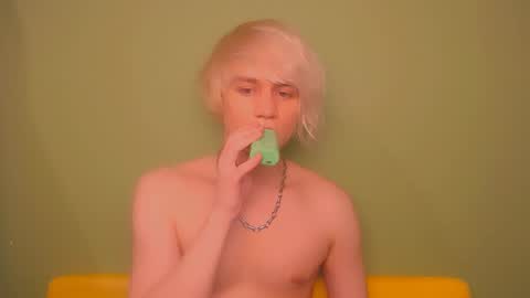 Oliver online show from 02.22.25