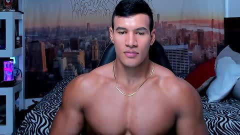 oliver_tommy online show from 10.12.25