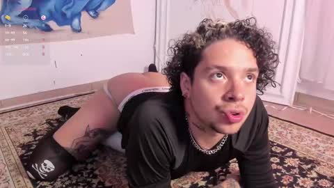 Snapshot of oliver_usher chatting on 02.08.25 Mr Blue Sky online show from 02.08.25