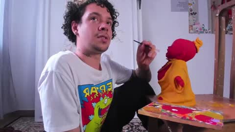 Snapshot of oliver_usher chatting on 02.18.25 Mr Blue Sky online show from 02.18.25