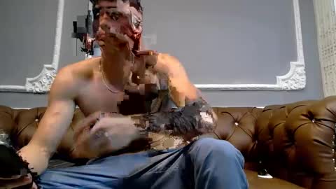 Oliver bennet online show from 12.04.24