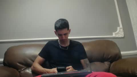 Oliver bennet online show from 09.10.25