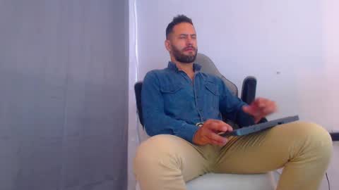 oliver online show from 12.25.24