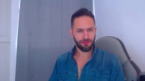 oliver online show from 12.28.24