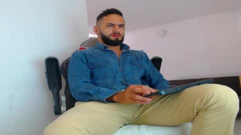 oliver online show from 09.23.25