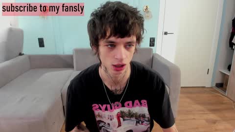 Snapshot of oliverrgroove chatting on 01.09.25 oliverrgroove online show from 01.09.25