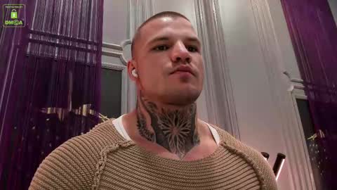 Snapshot of oliversport chatting on 02.26.25 OliverSport online show from 02.26.25