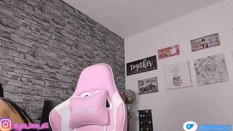 ..................................... 500 am- 1200 pm GMT-5 online show from 09.23.25