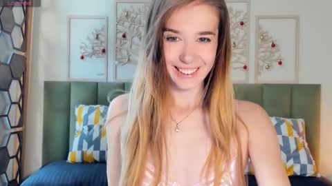 Olivia online show from 10.15.25