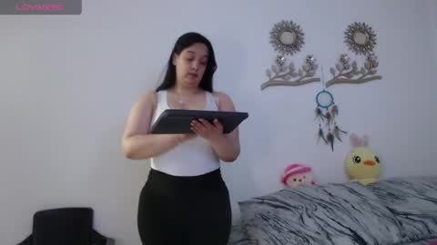 Snapshot of olivia_col chatting on 06.06.26 Olivia Gonzales online show from 06.06.26