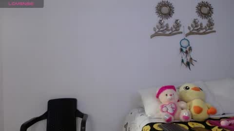 Snapshot of olivia_col chatting on 06.19.26 Olivia Gonzales online show from 06.19.26