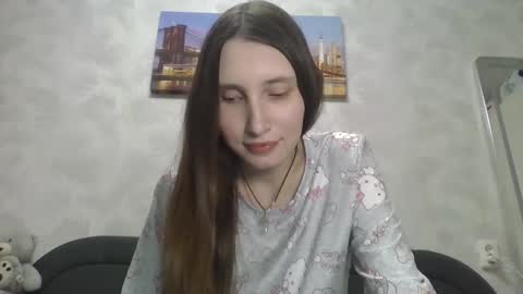 Snapshot of olivia_dream1 chatting on 09.29.25 Olivia online show from 09.29.25