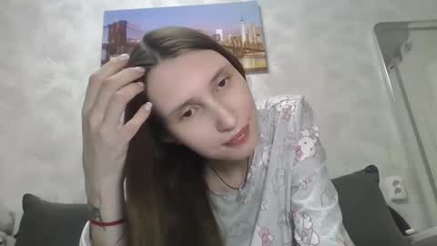 Snapshot of olivia_dream1 chatting on 10.01.25 Olivia online show from 10.01.25