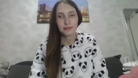 Snapshot of olivia_dream1 chatting on 10.10.25 Olivia online show from 10.10.25