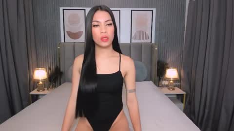 olivia_hotcummer online show from 07.07.26
