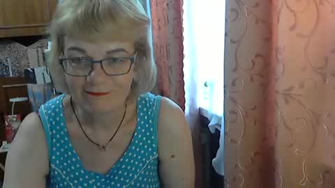 Snapshot of olivia_mia25 chatting on 06.20.26 Olivia Mia online show from 06.20.26