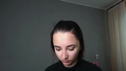 Olivia online show from 06.04.26