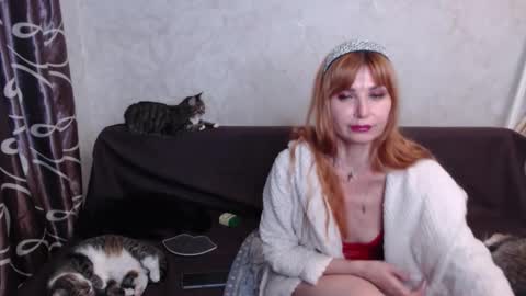 Olivia online show from 09.09.25