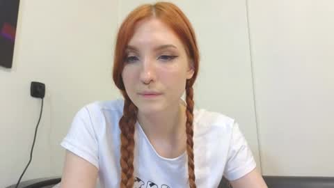 Snapshot of olivia_rid chatting on 12.11.24 OLIVIA online show from 12.11.24