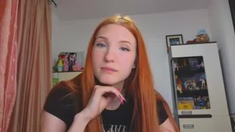 Snapshot of olivia_ridd chatting on 06.10.26 OLIVIA online show from 06.10.26