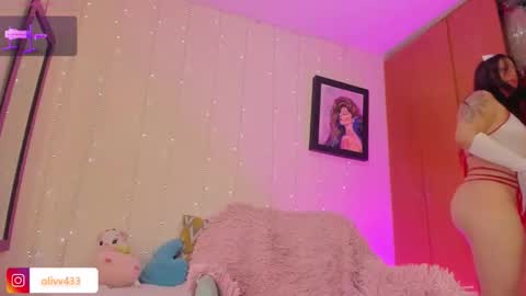 Snapshot of olivia_s19 chatting on 03.14.26 olivia_s19 online show from 03.14.26