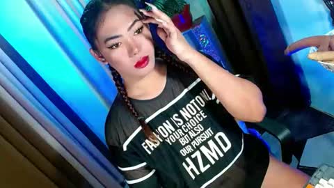 Miss OLIVIA online show from 09.20.25