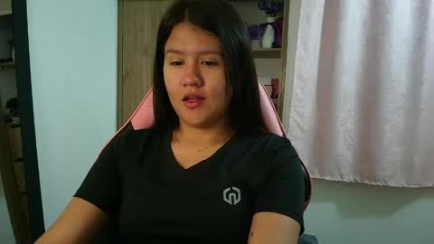 Olivia online show from 04.16.26