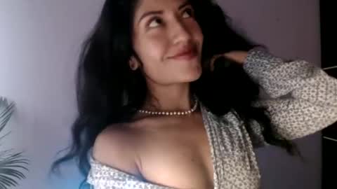 Snapshot of oliviaaa__ chatting on 05.12.26 oliviaaa__ online show from 05.12.26