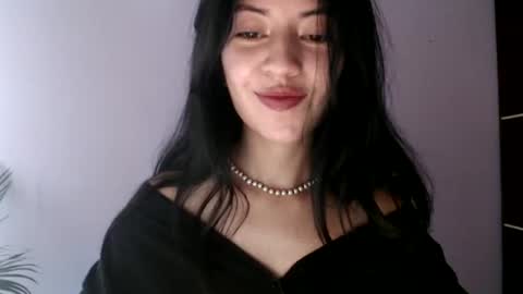 Snapshot of oliviaaa__ chatting on 05.21.26 oliviaaa__ online show from 05.21.26