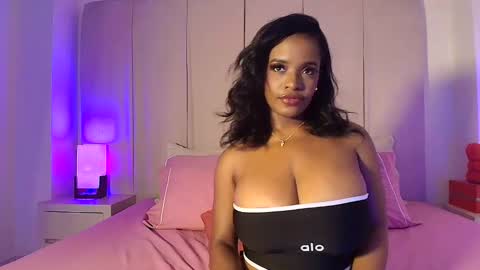 My name is olivia but can you call me Oli online show from 09.29.25