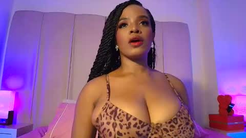 My name is olivia but can you call me Oli online show from 03.25.26