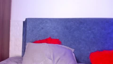 OLIVIA online show from 12.19.24