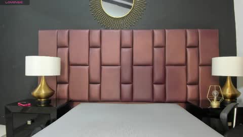 Olivia Burning online show from 04.18.26