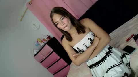 Snapshot of oliviacummer_69 chatting on 10.09.25 OLIVIA online show from 10.09.25