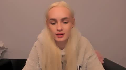 oliviaBeauty online show from 03.06.26