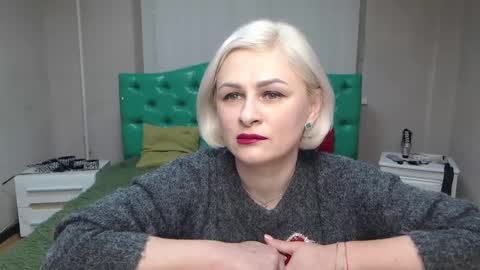 Snapshot of oliviahorst chatting on 01.21.25 OliviaHorst online show from 01.21.25