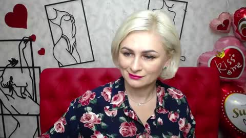 Snapshot of oliviahorst chatting on 03.06.25 OliviaHorst online show from 03.06.25