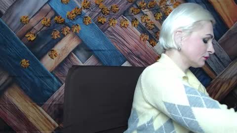 Snapshot of oliviahorst chatting on 12.03.25 OliviaHorst online show from 12.03.25