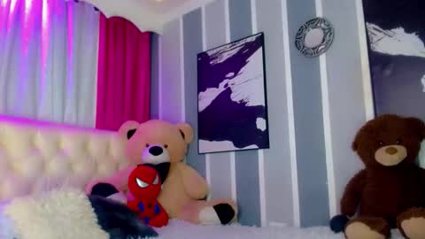 oliviahot01 online show from 02.17.26