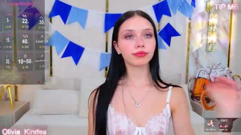 Olivia online show from 10.04.25