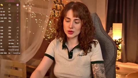 Snapshot of oliviamcclean chatting on 04.25.26 Liv online show from 04.25.26