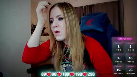 Snapshot of oliviamunk chatting on 10.23.25 . online show from 10.23.25