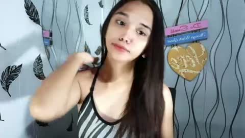 Snapshot of olivianiczxasshieerrraa6 chatting on 06.23.26 NICOLE online show from 06.23.26