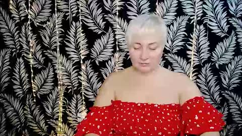 Kelly online show from 12.21.25