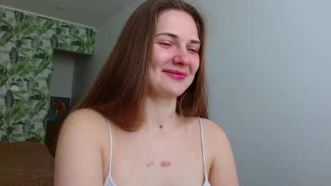 Olivia online show from 03.08.25